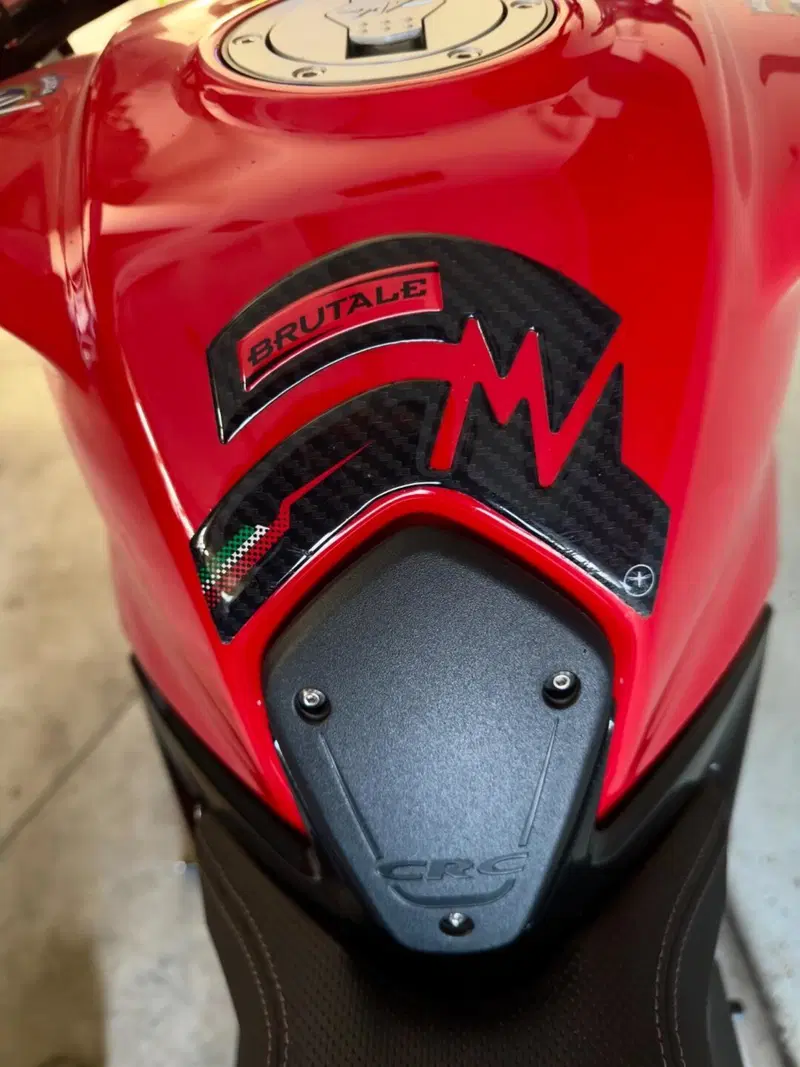 MV Agusta Brutale 800 Rosso (2021 - 23) (9)