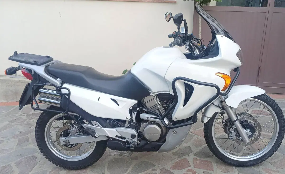 Honda Transalp XL 650V (2000 - 04) (2)