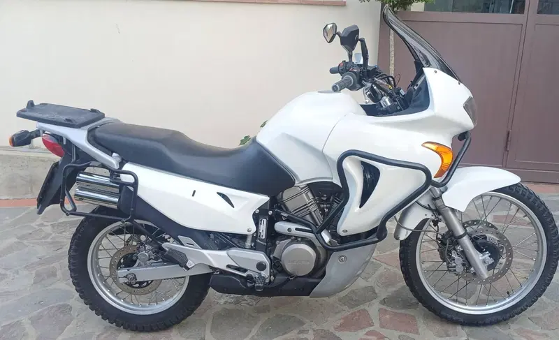 Honda Transalp XL 650V (2000 - 04) (2)