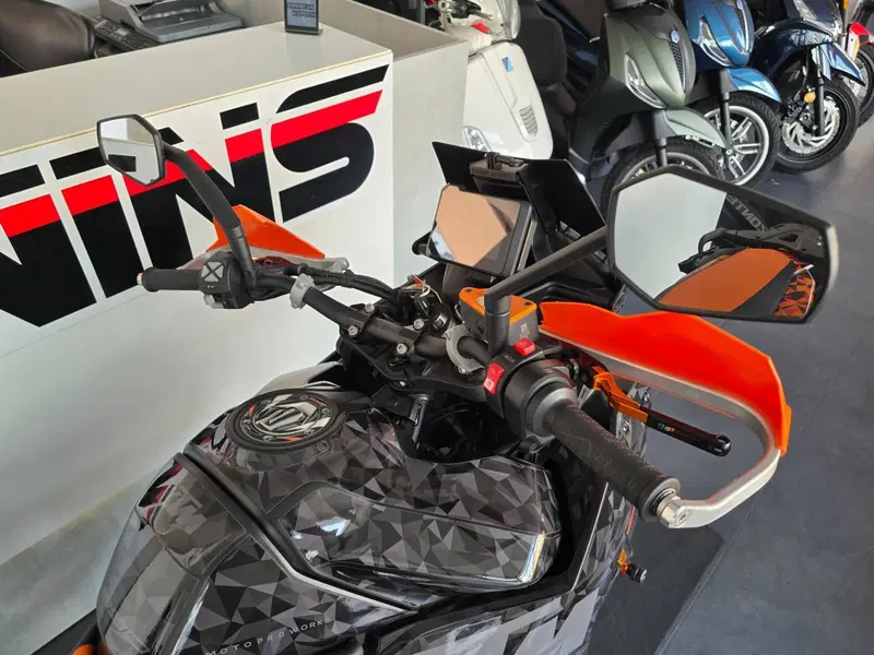 KTM 890 SMT (2023 - 25) (11)