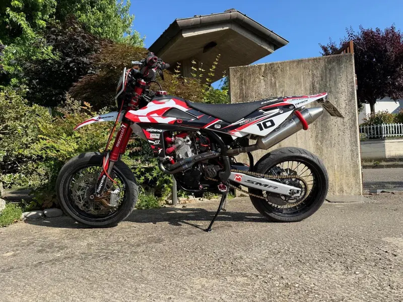 Husqvarna SM 510 R (2010 - 12) (4)
