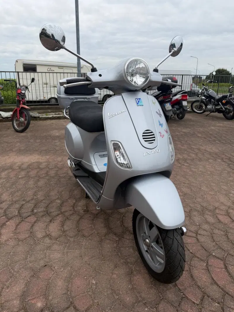 Vespa LX 150 (2005 - 11) (3)