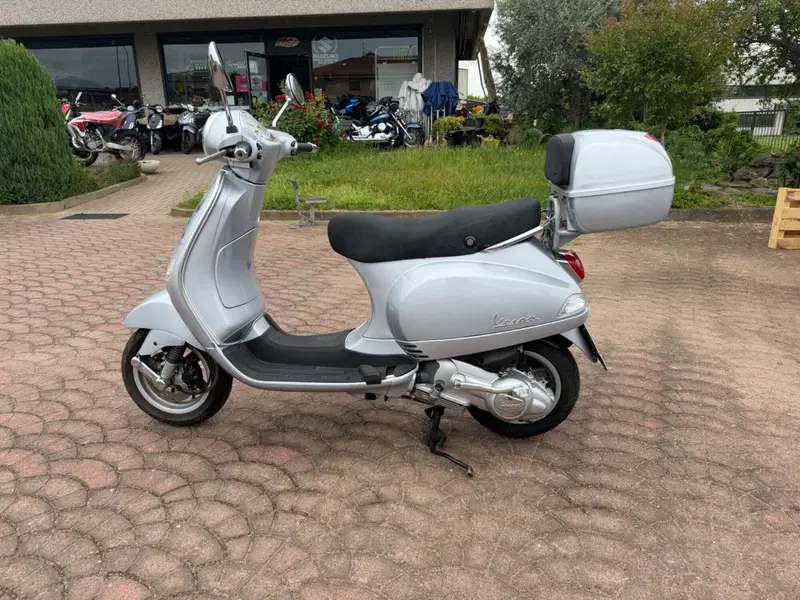 Vespa LX 150 (2005 - 11) (6)