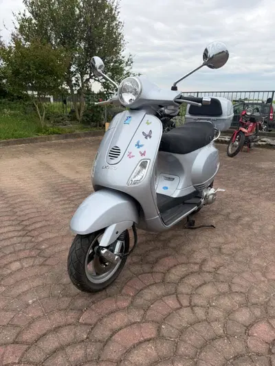 Vespa LX 150 (2005 - 11) usata