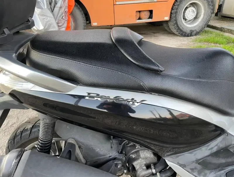 Piaggio Beverly 300 i.e. (2010 - 16) (15)