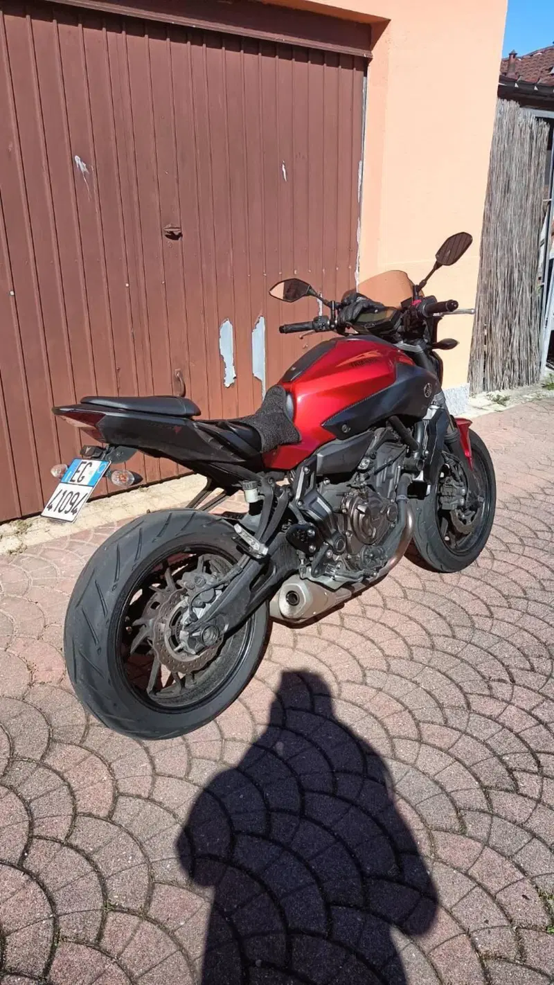 Yamaha MT-07 ABS (2014 - 16) (2)