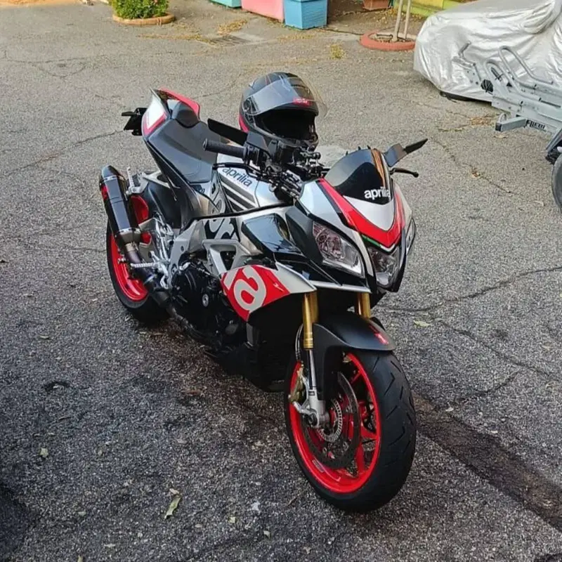 Aprilia Tuono V4 R APRC (2011 - 13) (2)