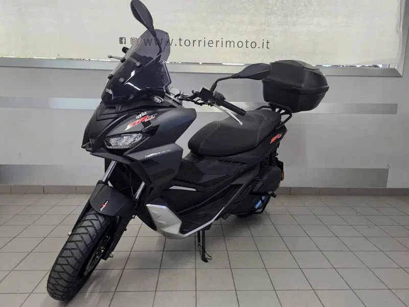 Aprilia SR GT 200 (2022 - 24) (2)