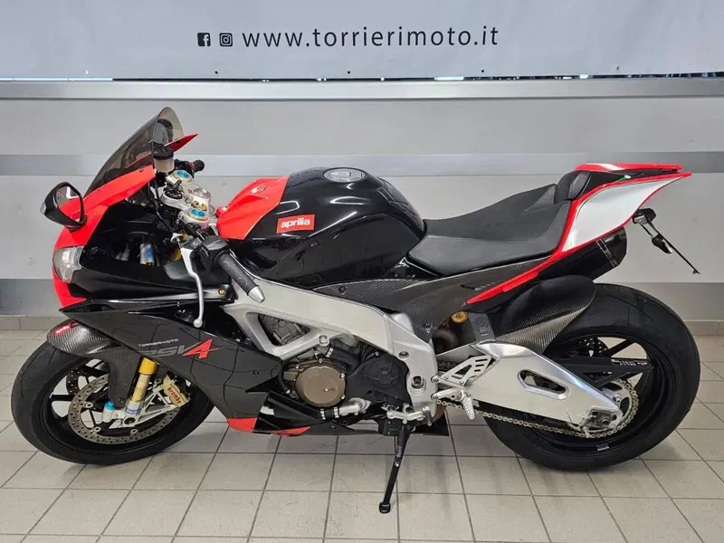 Aprilia RSV4 Factory (2009 - 12) (4)