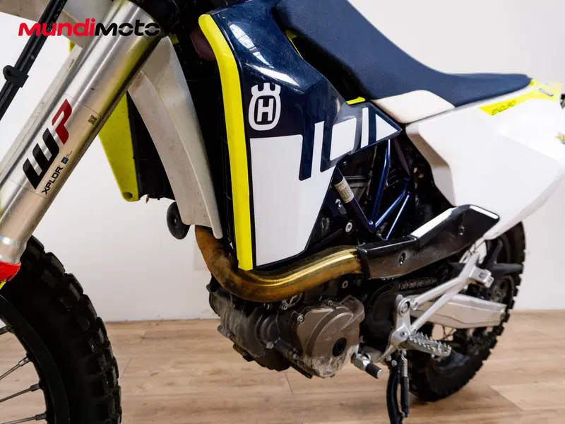 Husqvarna 701 Enduro (2016) (9)