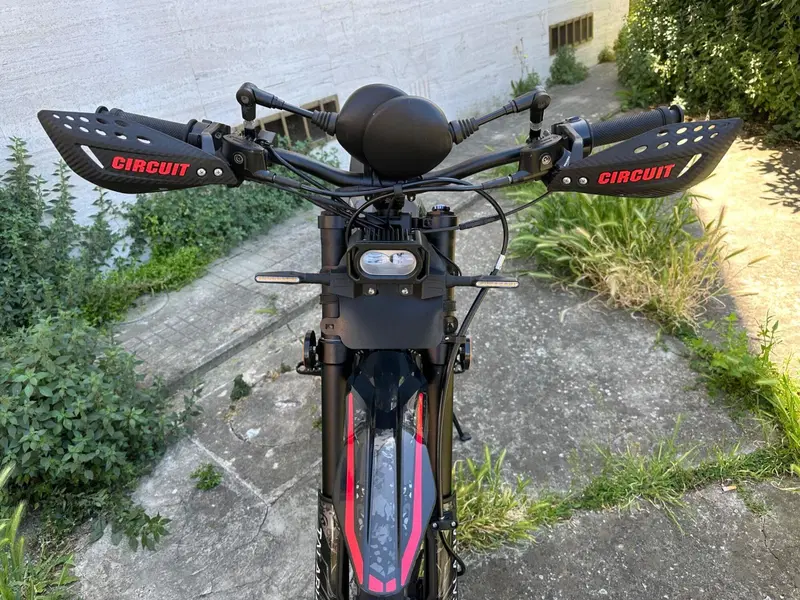 Talaria Moto Sting TL5500 Pro L1e (2025 - 26) (2)