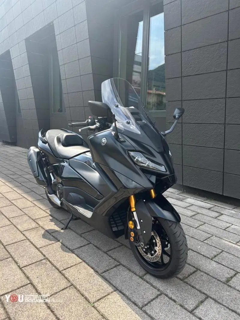 Yamaha T-Max 560 Tech Max (2022 - 24) (2)