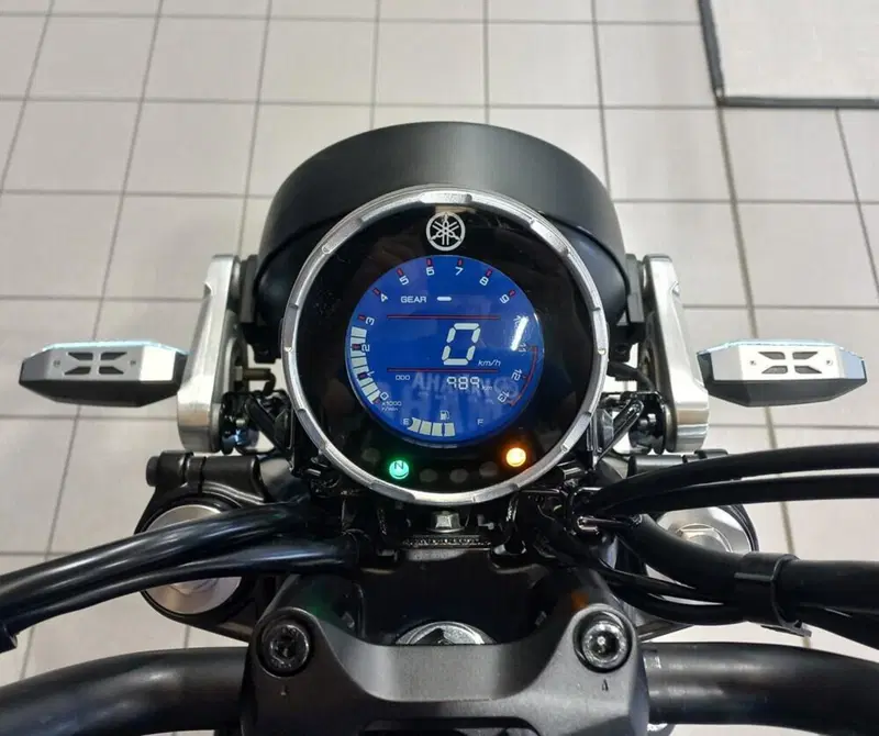 Yamaha XSR 125 Legacy (2022 - 24) (4)
