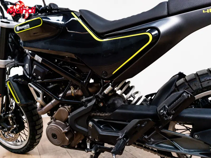 Husqvarna Svartpilen 401 (2018 - 19) (10)