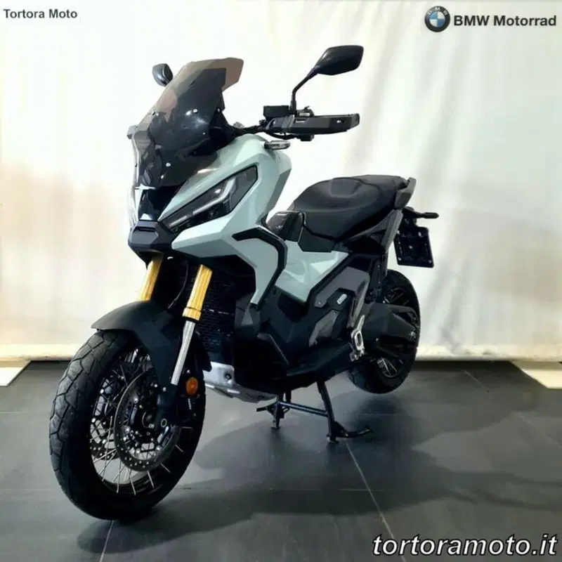 Honda X-ADV 750 DCT Adventure (2021 - 24) (3)