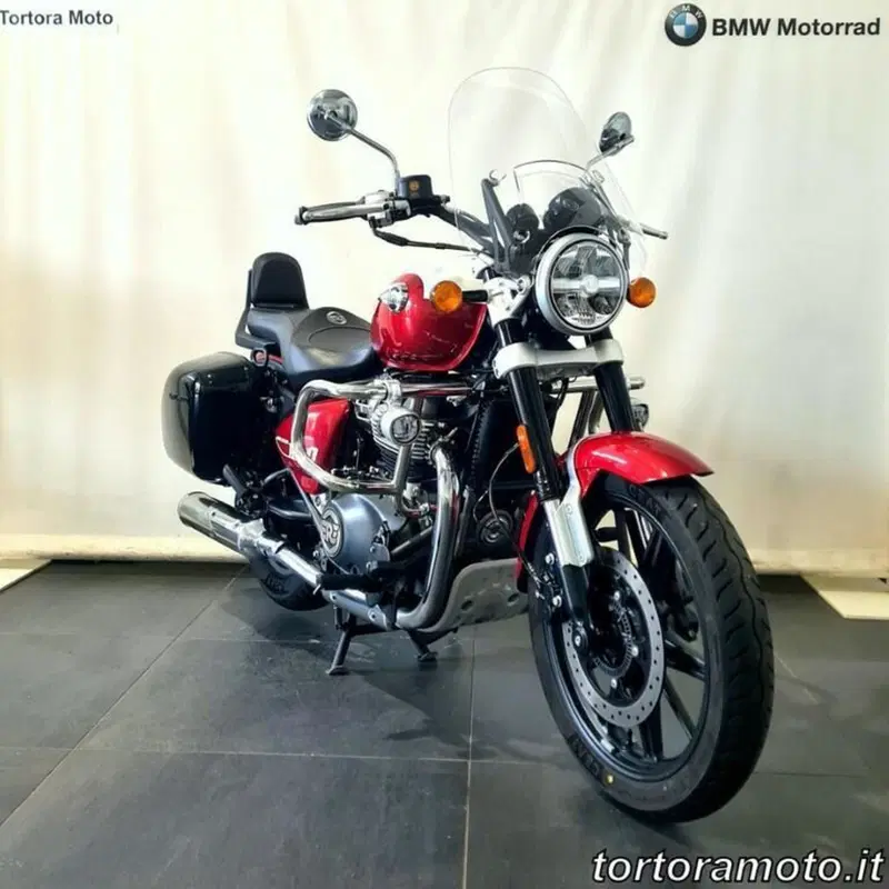 Royal Enfield Super Meteor 650 (2023 - 26) (4)
