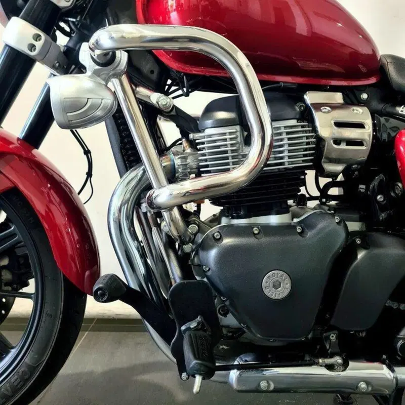 Royal Enfield Super Meteor 650 (2023 - 26) (11)