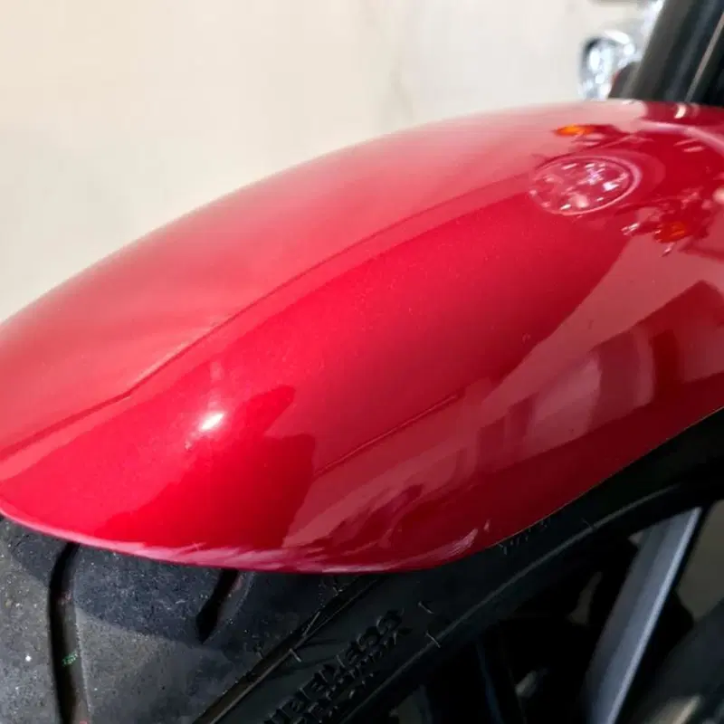 Royal Enfield Super Meteor 650 (2023 - 26) (8)