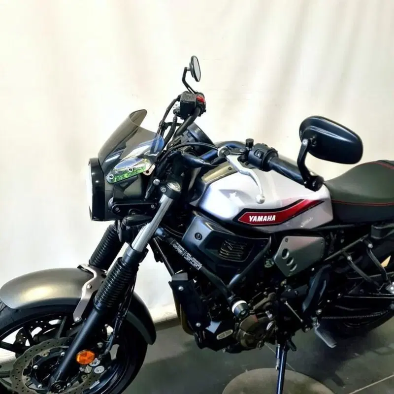 Yamaha XSR 700 ABS (2016 - 20) (9)