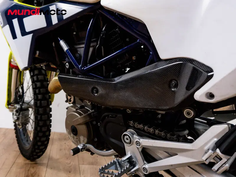 Husqvarna 701 Enduro (2016) (10)