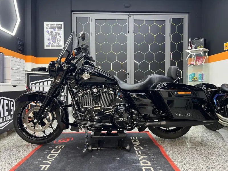 Harley-Davidson Road King Special (2021 - 25)