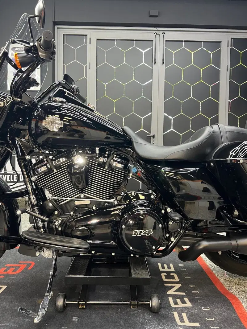 Harley-Davidson Road King Special (2021 - 25) (12)