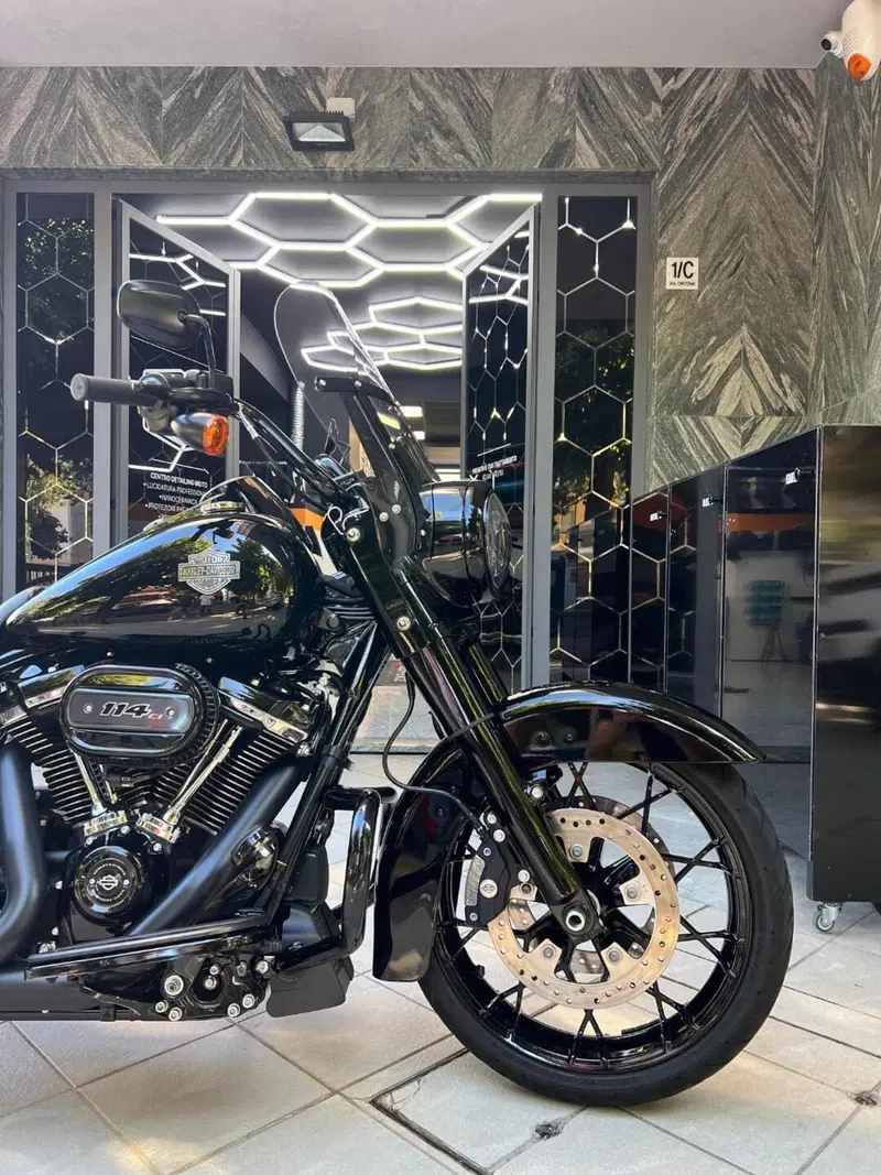 Harley-Davidson Road King Special (2021 - 25) (10)