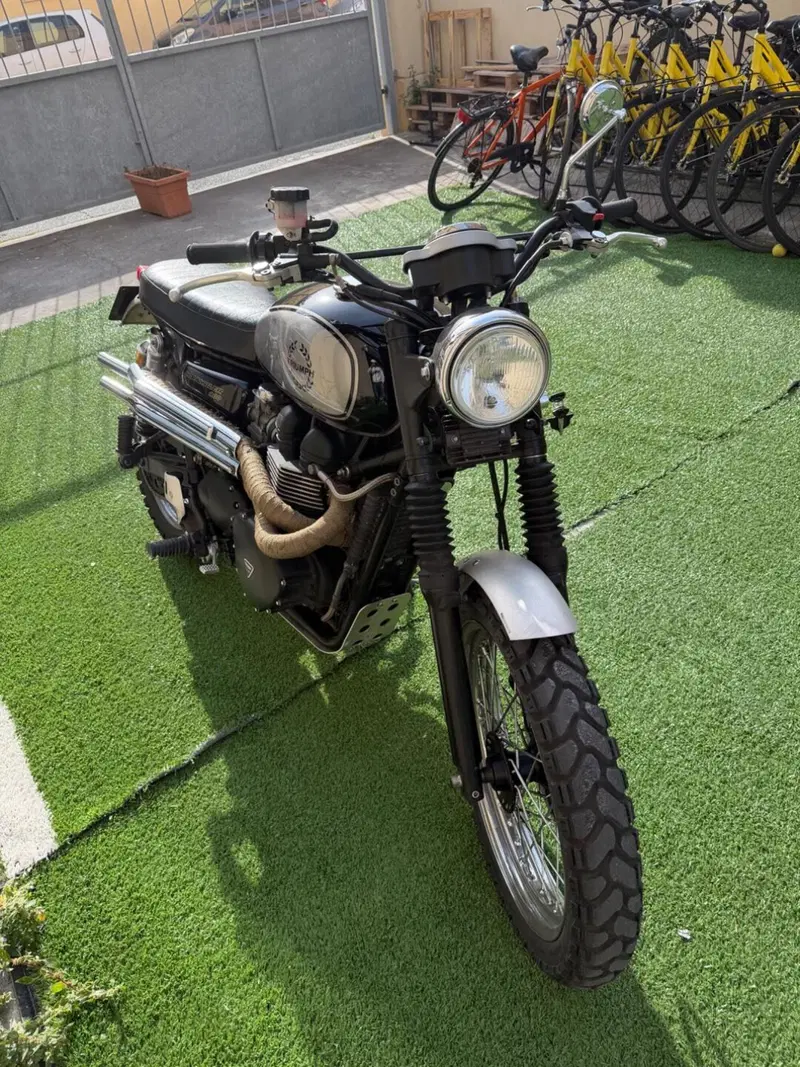 Triumph Scrambler 900 Chrome Edition (2023) (6)