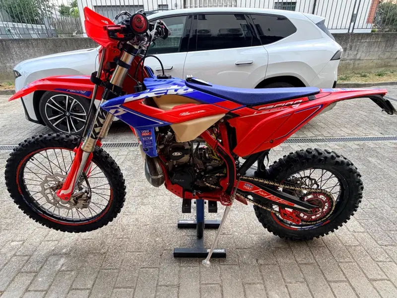 Betamotor RR 300 2T Enduro Racing (2023) (2)