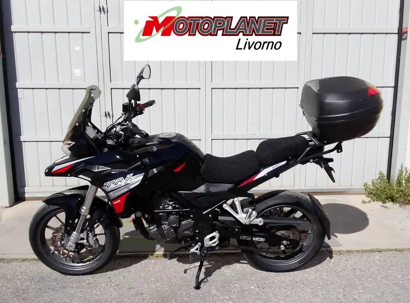 Benelli TRK 251 (2022 - 25) (4)