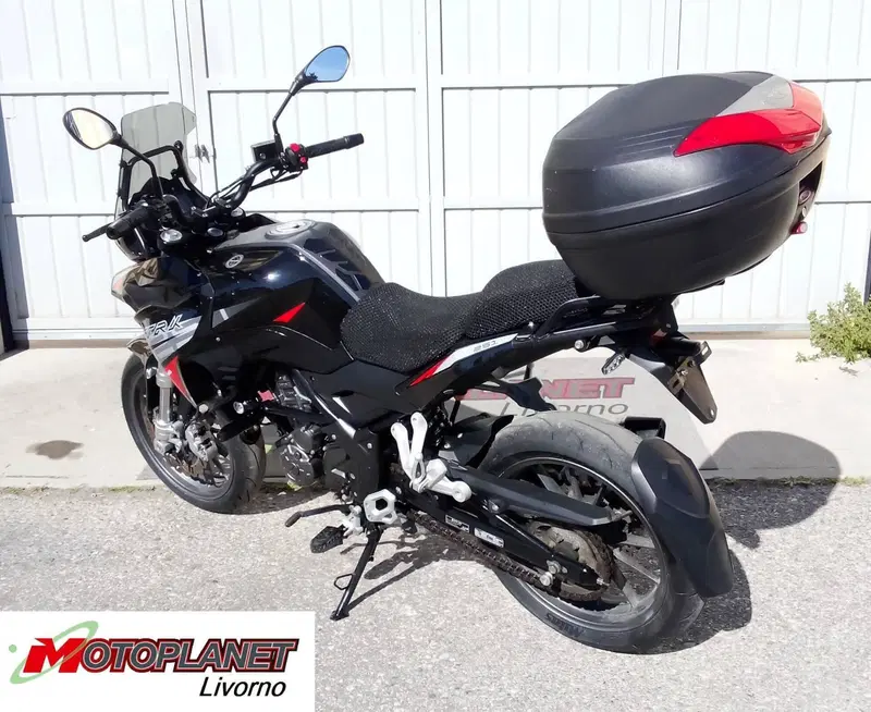 Benelli TRK 251 (2022 - 25) (5)