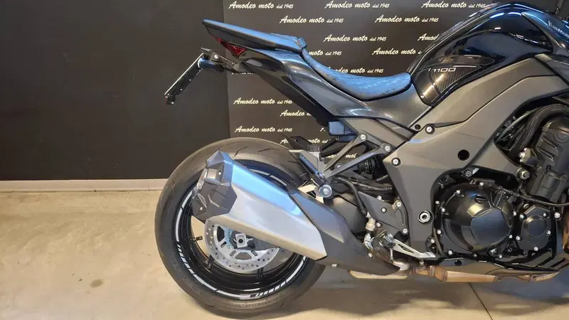 Kawasaki Z 1100 (2026) (3)