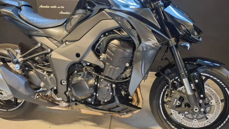 Kawasaki Z 1100 (2026) (4)