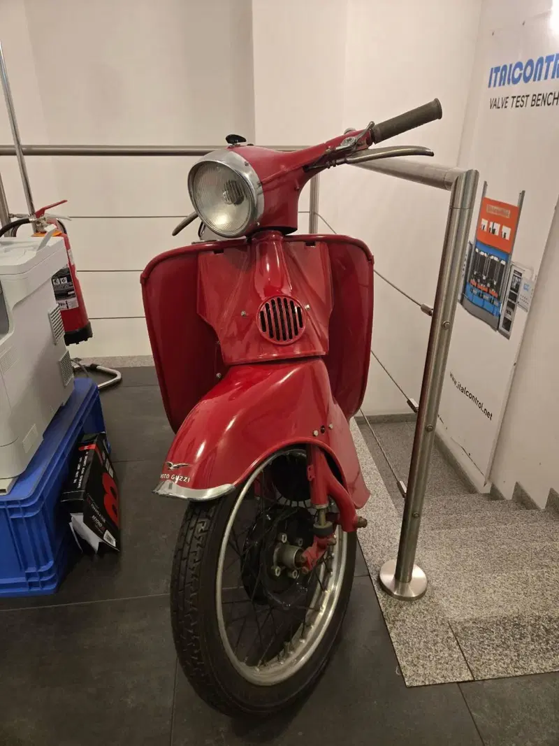 Moto Guzzi galletto 192