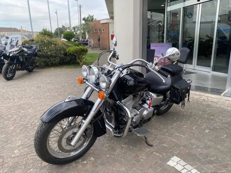 Honda Shadow 750 (2004) (4)