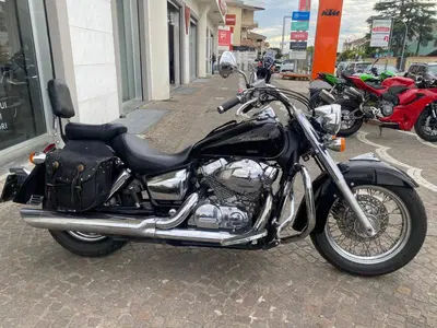 Honda Shadow 750 (2004) usata