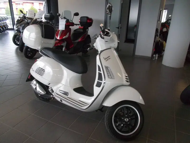 Vespa GTS 310 Super (2025 - 26)