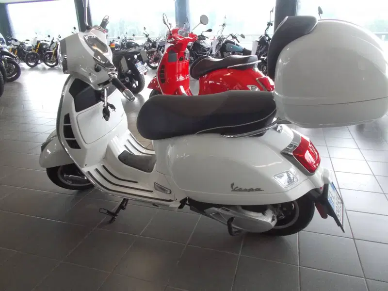 Vespa GTS 310 Super (2025 - 26) (4)