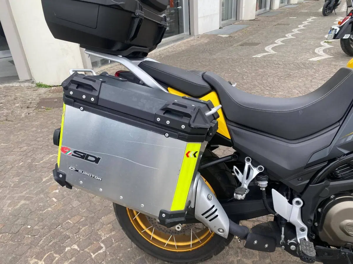 QJ Motor SVT 650 X (2024) (5)