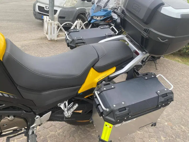 QJ Motor SVT 650 X (2024) (9)