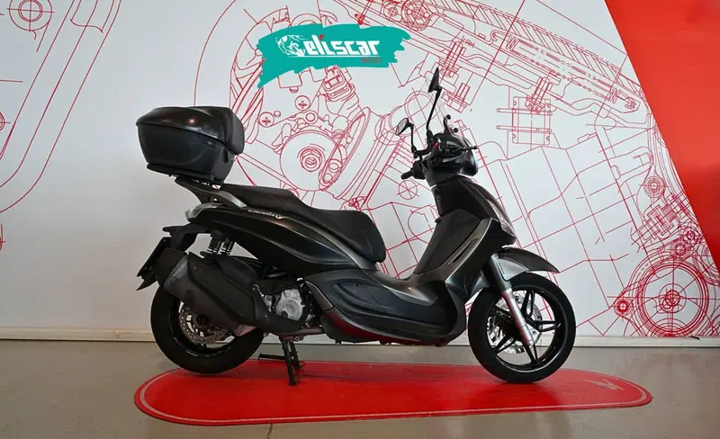 Piaggio Beverly 350 SportTouring ie ABS (2011 - 17)