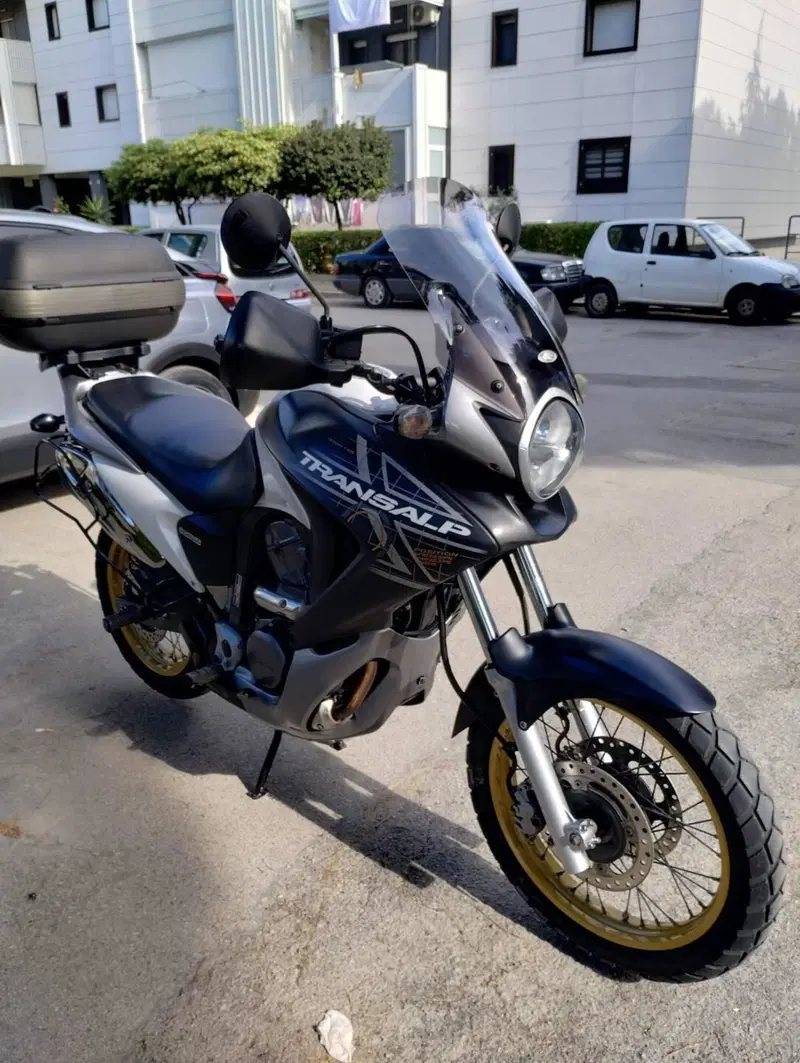 Honda Transalp XL 700 V (2007 - 2013) (10)