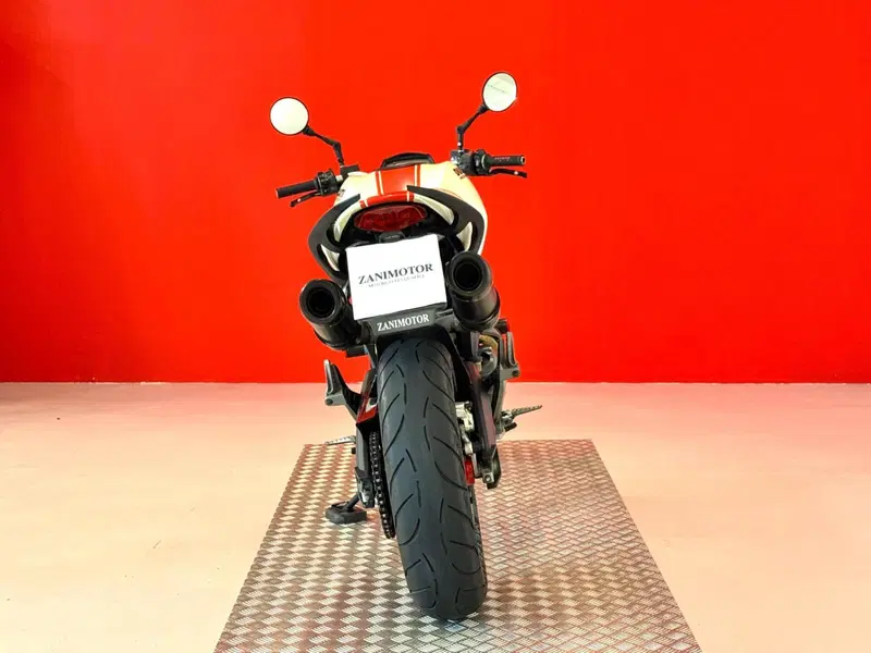 Ducati Monster 696 (2008 - 13) (7)