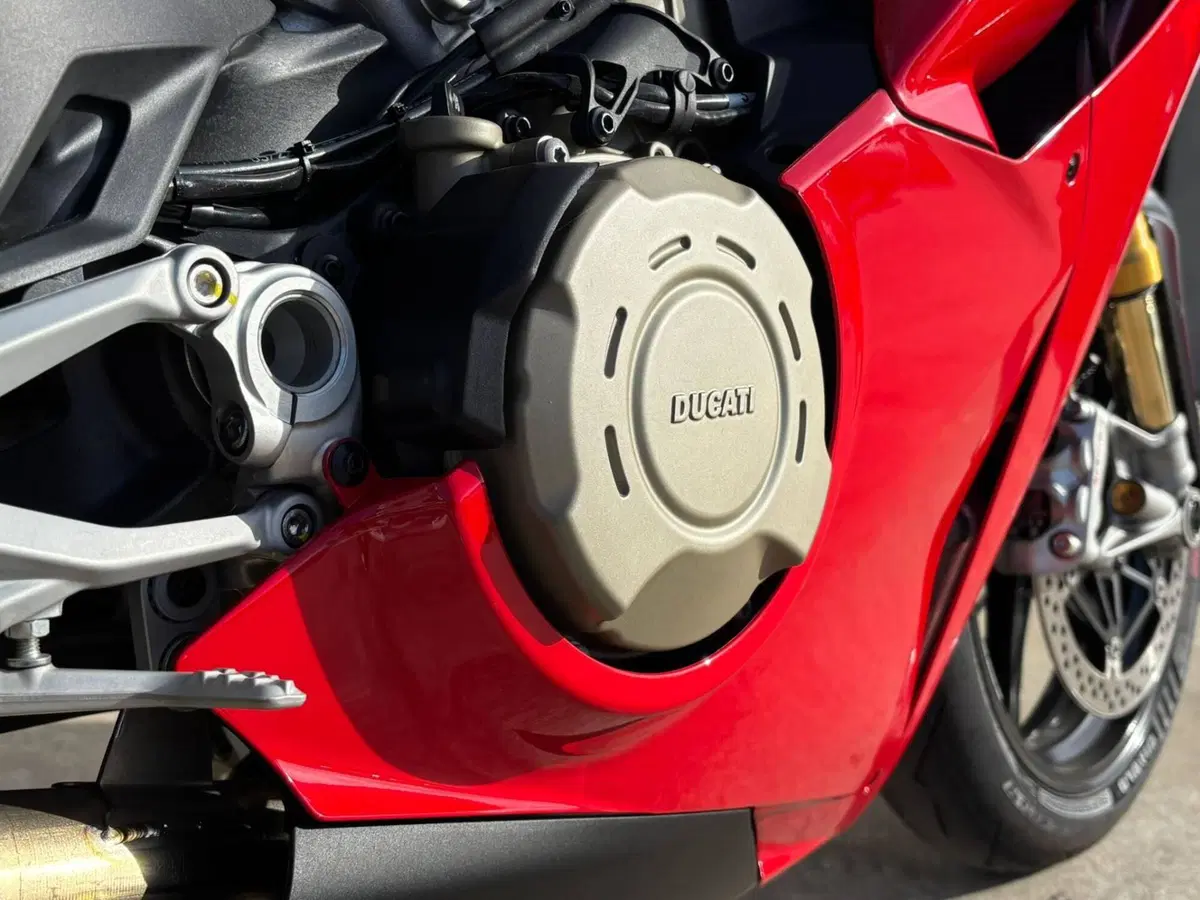 Ducati Panigale V4 S (2025 - 26) (2)