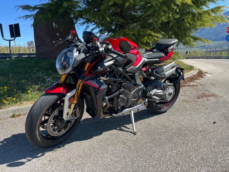 MV Agusta Brutale 1000 RR (2021 - 25) (3)