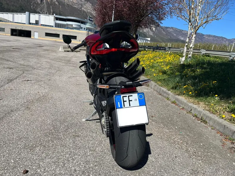 MV Agusta Brutale 1000 RR (2021 - 25) (4)