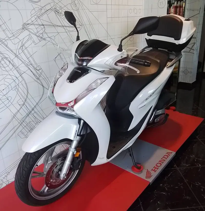 Honda SH 150i (2020 - 23) (3)