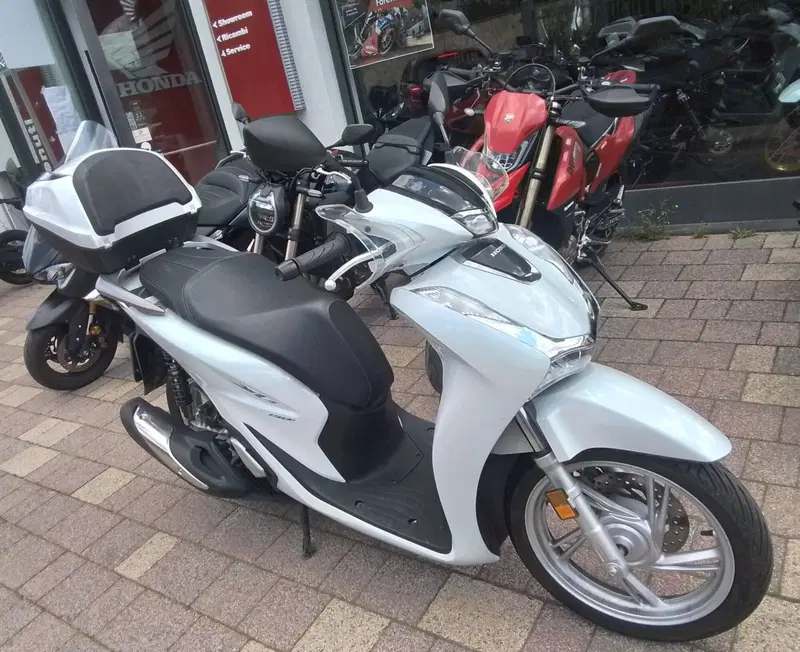 Honda SH 150i (2020 - 23) (10)
