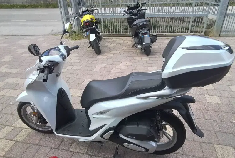 Honda SH 150i (2020 - 23) (14)