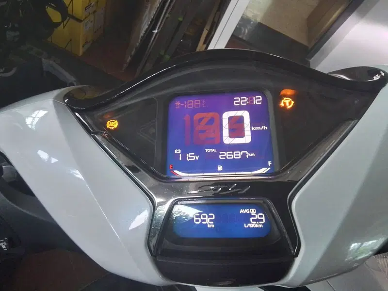 Honda SH 150i (2020 - 23) (16)